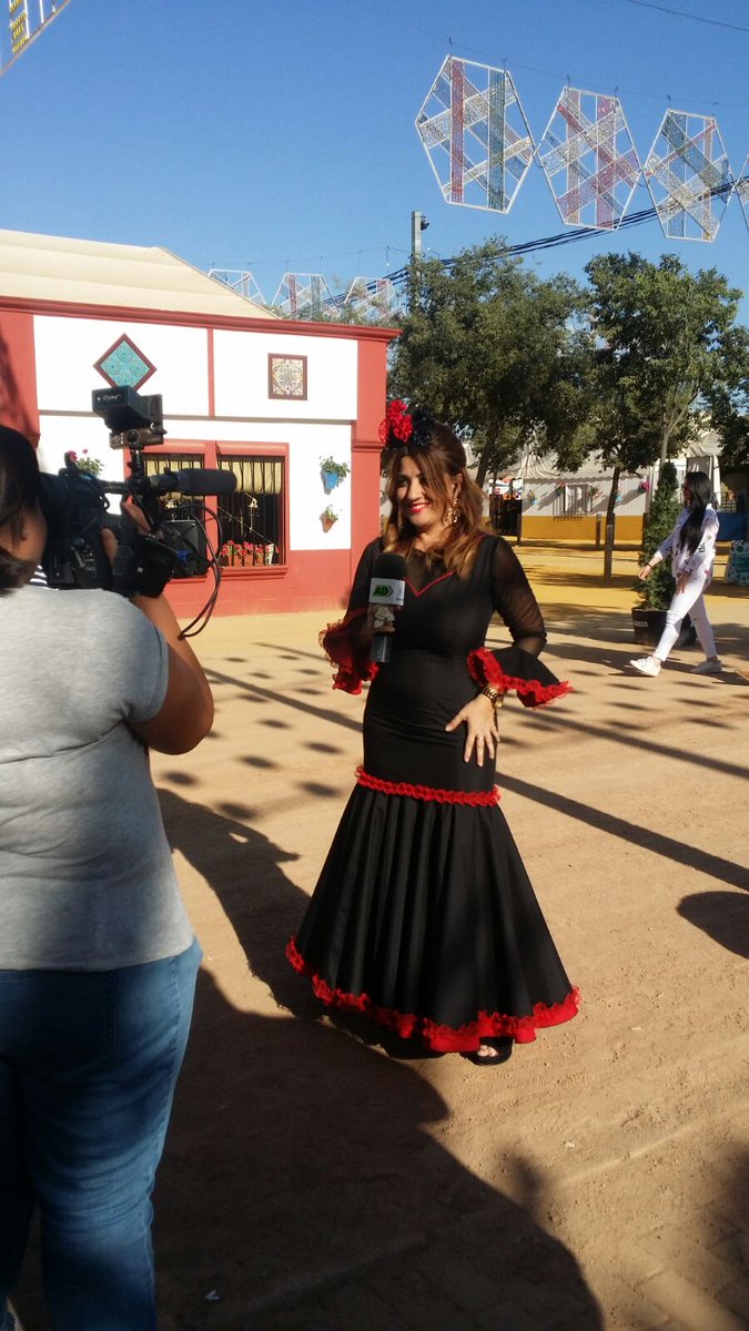 Gracias a tod@s!!!! <a href="/mami_millan/">mari carmen millan</a> #LolaPedraza #CarmenRojo #FeriaCordoba2017 <a href="/adirecto/">Andalucía Directo ❎</a> <a href="/LidiaLopezL/">Lidia Lopez</a> <a href="/anselmomontero/">Anselmo Montero Hdez</a> <a href="/LolaTrigoso/">Lola Trigoso</a> @