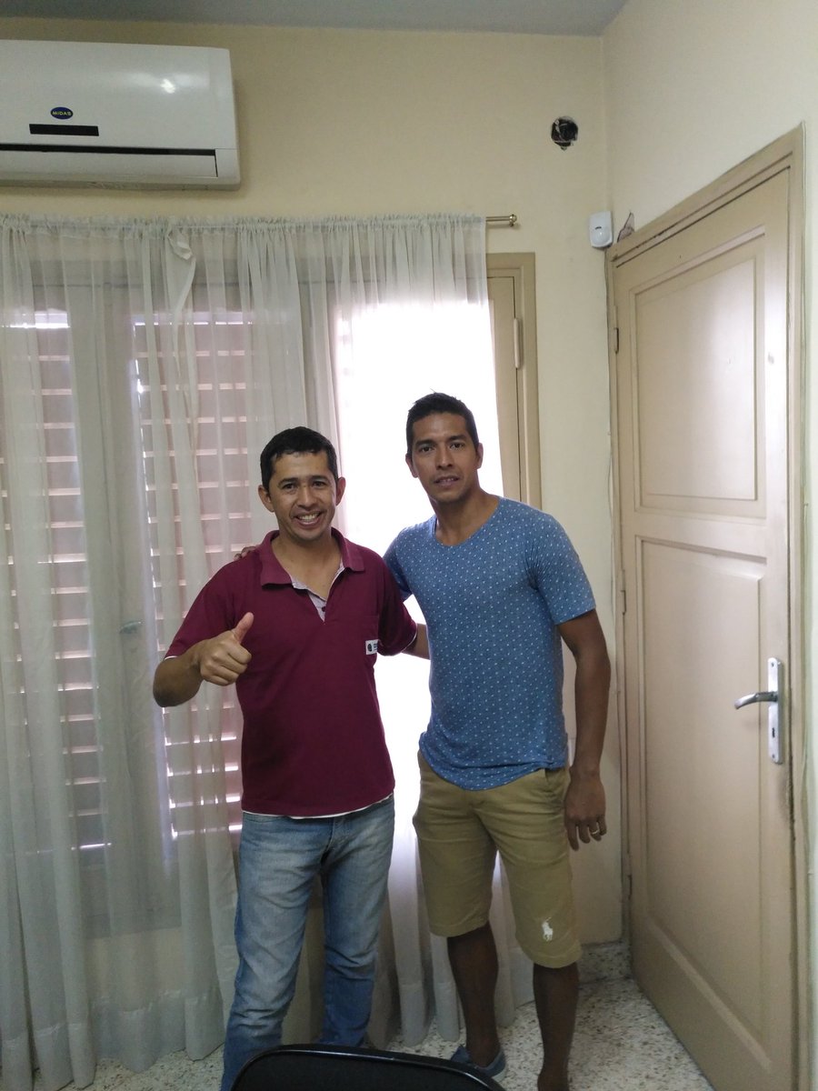 robinhocampo's tweet photo. De visita a un viejo y conocido hogar #ASFARM @foisba #Hugo #Juan, se acuerdan de éstos, @wilimendieta10 @Victorayala88 #enelprincipio 😁✌ https://t.co/jtBDKqExhg