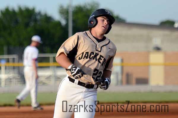 OzarksOzone's tweet photo. West Plains' Austin Wood &amp; Lebanon's Cole McBride named Ozark Conference MVPs

Full team: https://t.co/MOmDUL75zc https://t.co/7kRUQjXV6Z