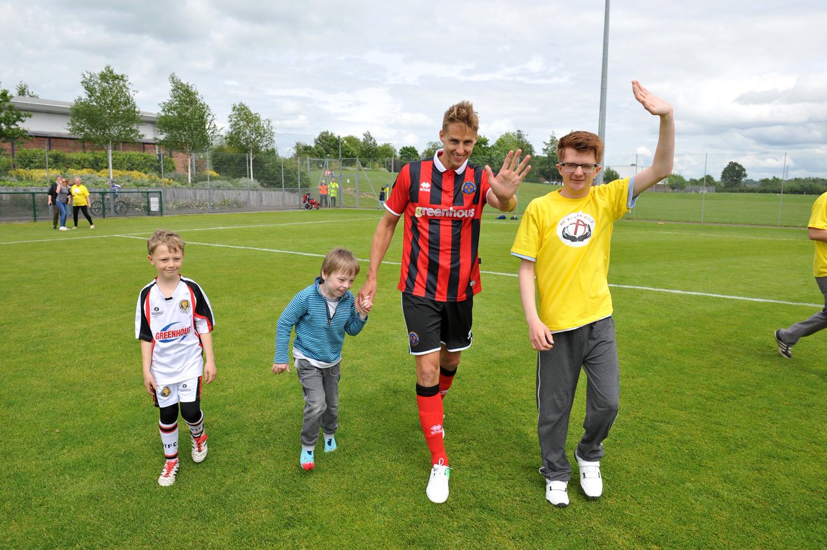_DaveEdwards's tweet photo. Thank you to everyone who attended and donated at our @shrewsweb Legends vs Harry's Rascals match. I am so proud of our community! 
💙💛💙💛💙 https://t.co/0sKl72DUaA
