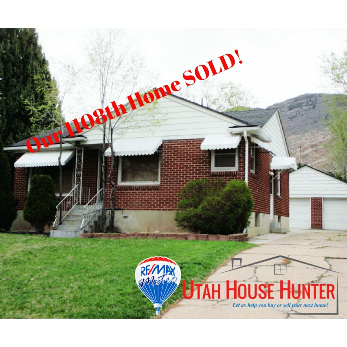 PaschRealEstate's tweet photo. Our 1108th Home Sold! Congratulations to Jason and Lindy Hamilton on the sale, and Spencer Bowen on the purchase of your new home! https://t.co/DZl9mpMHUj