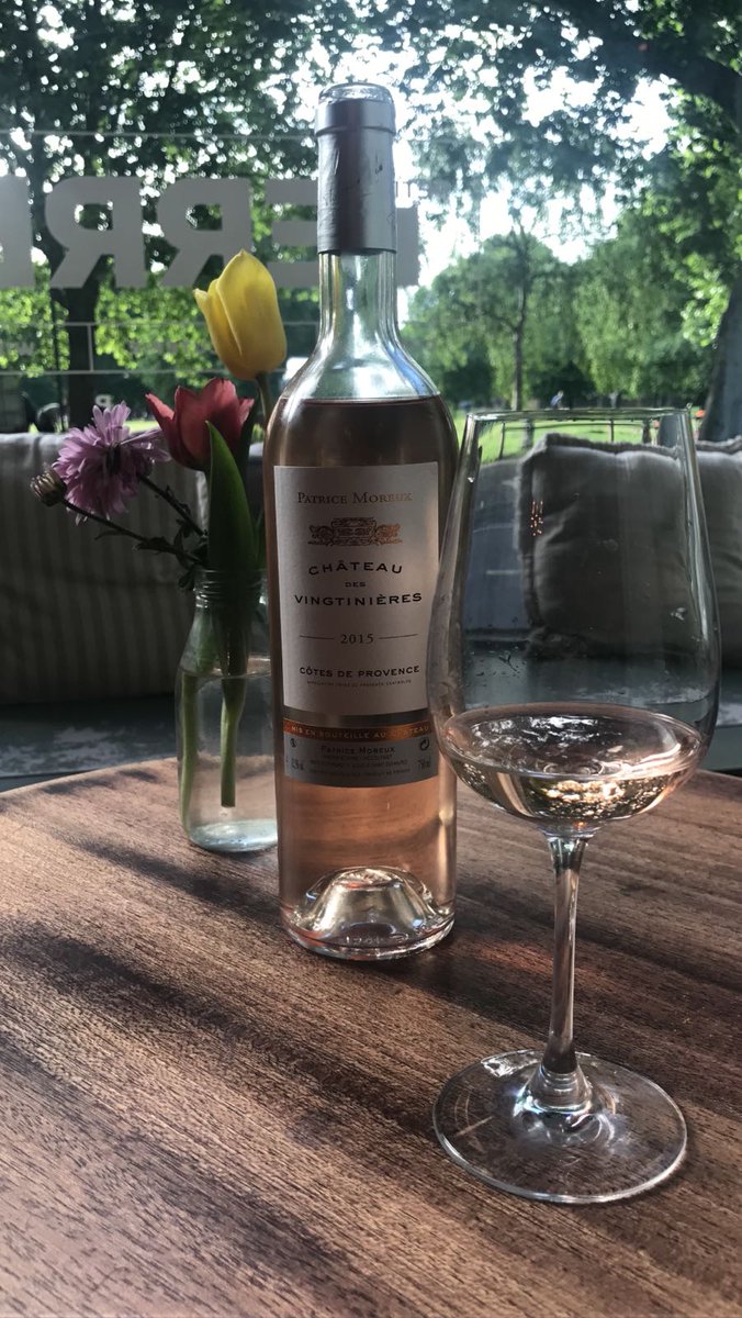 petite_terre's tweet photo. Its finally feeling like summer in Fulham today! Join us for a refreshing glass of Vingtiniere Rose, Cote de Provence. #Petite_terre https://t.co/8X7k9DL9HS