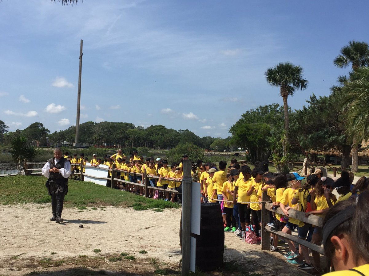 Jen Klisiak tweet media