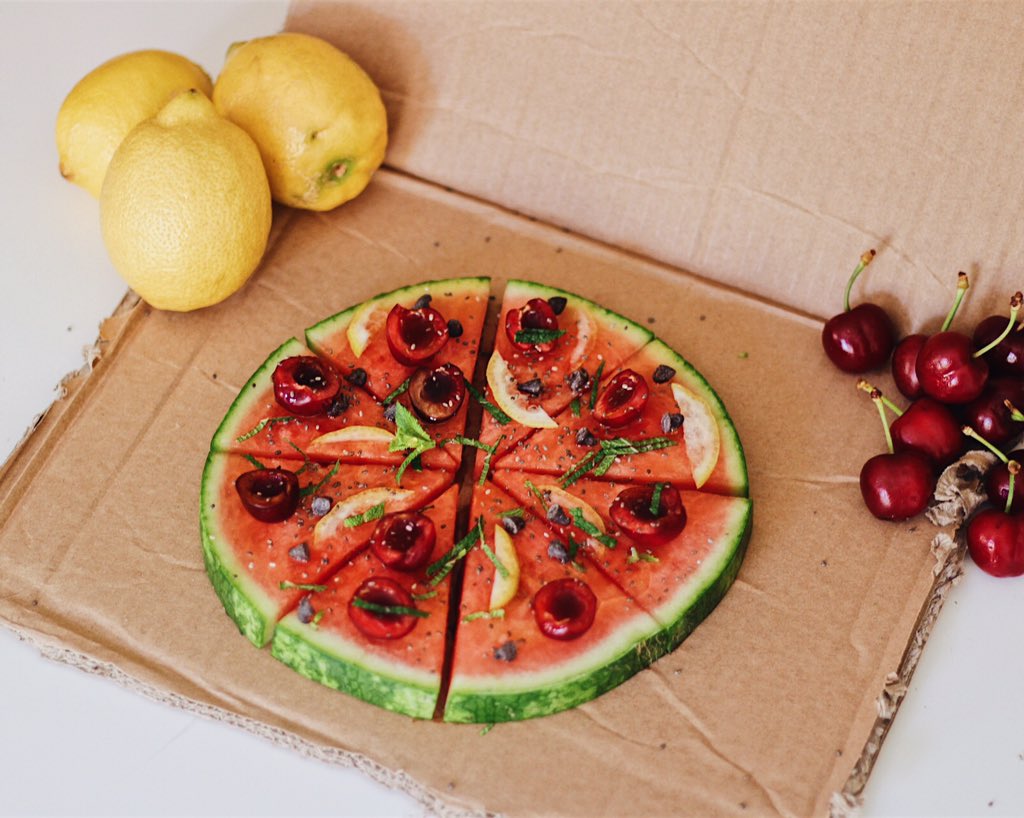 NuttValencia's tweet photo. Hoy merendamos #pizza en @NuttValencia
🍉💚🍉
#nutt #nutrition #recipe #diet #nutricinista #salidable #foodporn #dieta #sandia #watermelon https://t.co/z9wFqKumqn