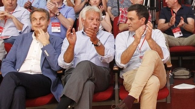 -En quién te gustaría reencarnarte Pedro?
*Pablo Iglesias, por supuesto
-Qué bonito, nuestro fundador
*Qué coño, Pablo Iglesias de Podemos