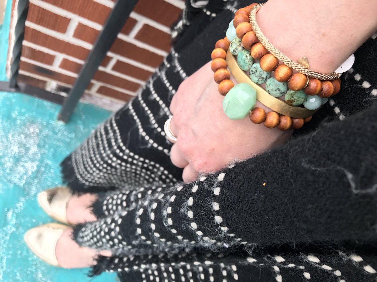 shopknockknock's tweet photo. Stack of the day ✨ https://t.co/YwIDXQmV3S