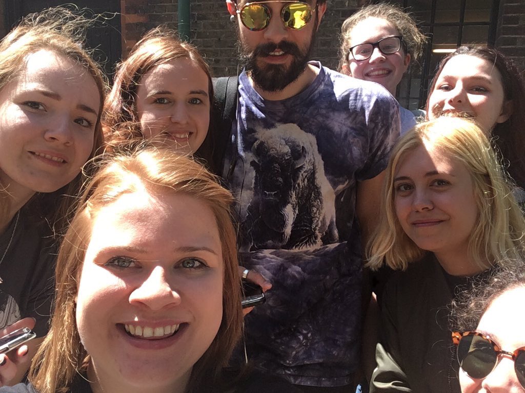 TheOnlyOTH's tweet photo. Can't believe I was able to meet Woody, Kyle and Will today. Will nerves get over it kxkskss #bastille https://t.co/lEFllhPTMF