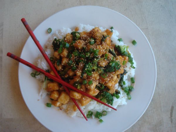 debra_caffrey's tweet photo. #tofu is #terrific! #vegetarian #cookingtips #homechef #MeatlessMonday #foodblogger    https://t.co/0v8napjGRH https://t.co/eBZgOqZBib