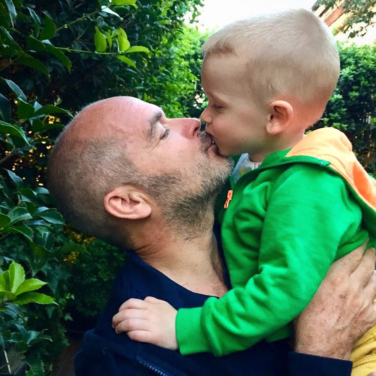 masgilles's tweet photo. #TodayIsLoveDay ❤❤❤ #Pietro #FamilyLove #Milan #Italy #PietroAndreaFerdinando #Family https://t.co/A8QToWhkHI