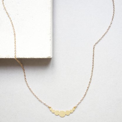 LouveCreateurs's tweet photo. #idéecadeau #FeteDesMeres #créateurfrançais : collier Théa par GiselB
https://t.co/Uyr3F5mmgM https://t.co/YGkWSLMB6h