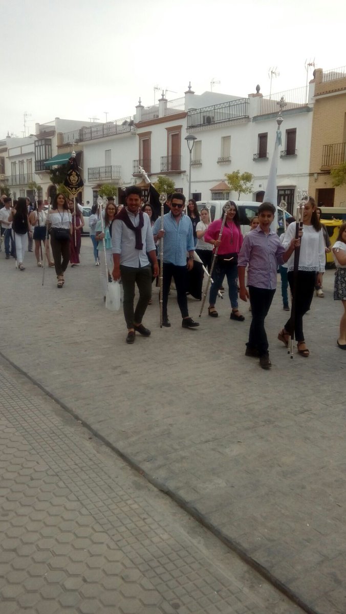 GJCautivoMDolor's tweet photo. También queremos agradecer a todos los Grupos Jóvenes que nos acompañaron en la tarde de ayer. https://t.co/kPKJFSVKzw