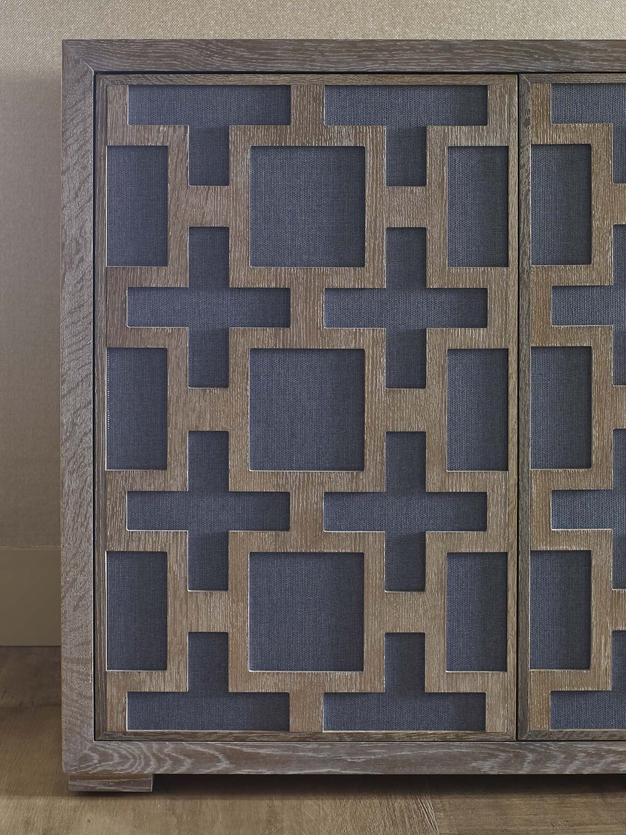 Kravet's tweet photo. The @MableyHandler #KravetFurniture collection offers sleek silhouettes, enhanced with wood & grasscloth accents. https://t.co/WtmCLqLcu6 https://t.co/5HkbQXO6zE