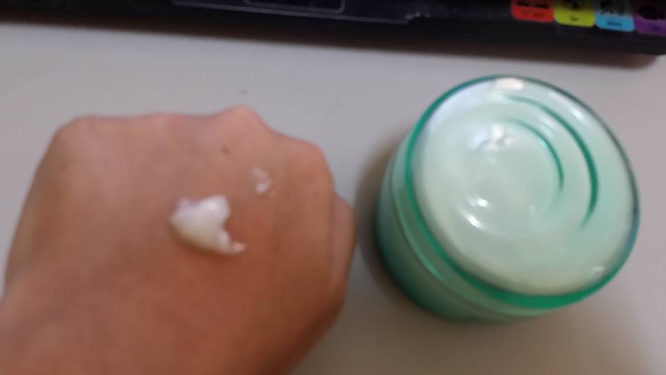 luzbelleathome's tweet photo. https://t.co/7IIxnekbYq
#naturerepublic #superaquacream #cream #combination #skintype #kbeauty #altheakorea #good #lessoily #review #need https://t.co/FdOwYvrfVW