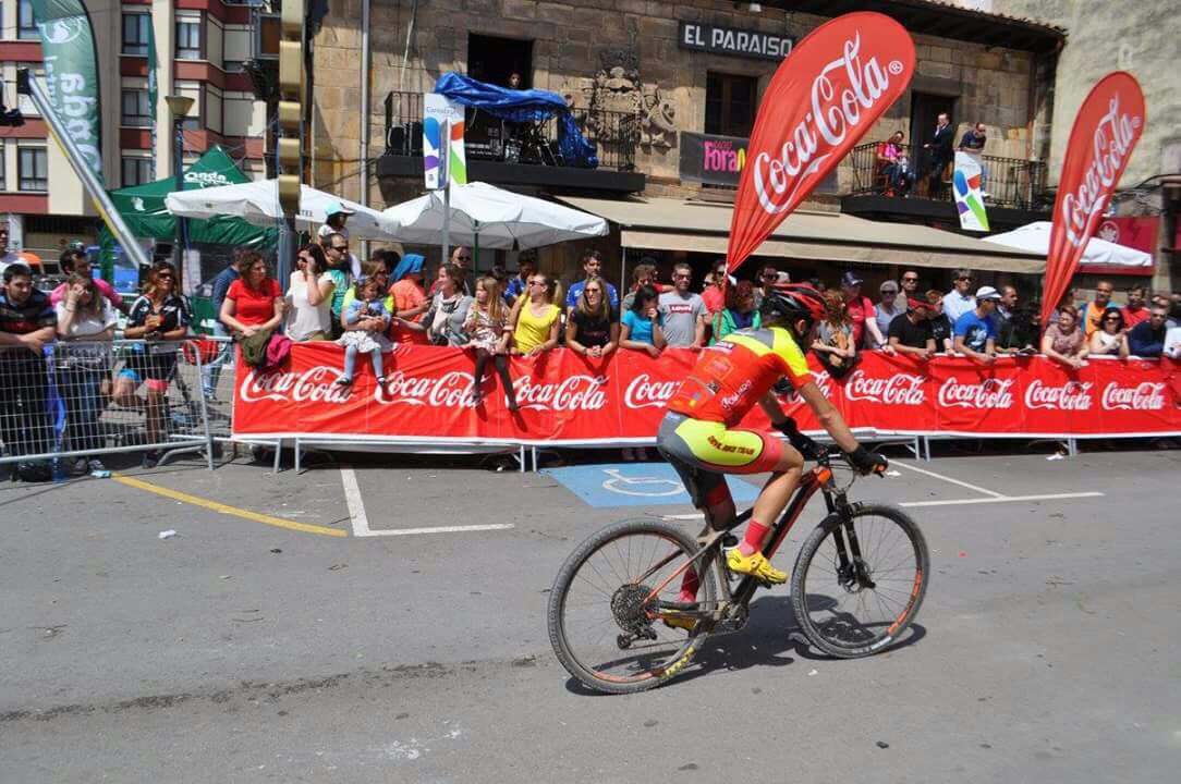 devilbiketeam's tweet photo. #DaniJordan logró terminar el 43° de la general en @10000delsoplao a pesar de no encontrarse bien en las primeras 3h de carrera.
¡Crack! https://t.co/CGQRCjsMfI