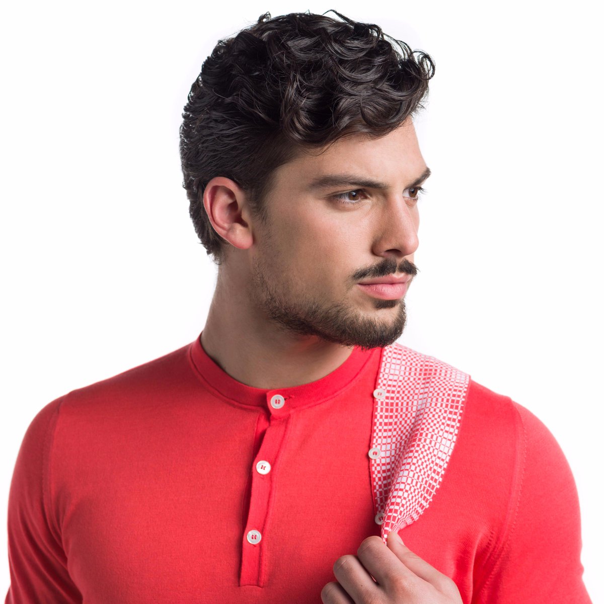 We will be at @Pitti_Immagine with our patent "Make Your Polo" Learn more: pashmere.it/make-your-polo