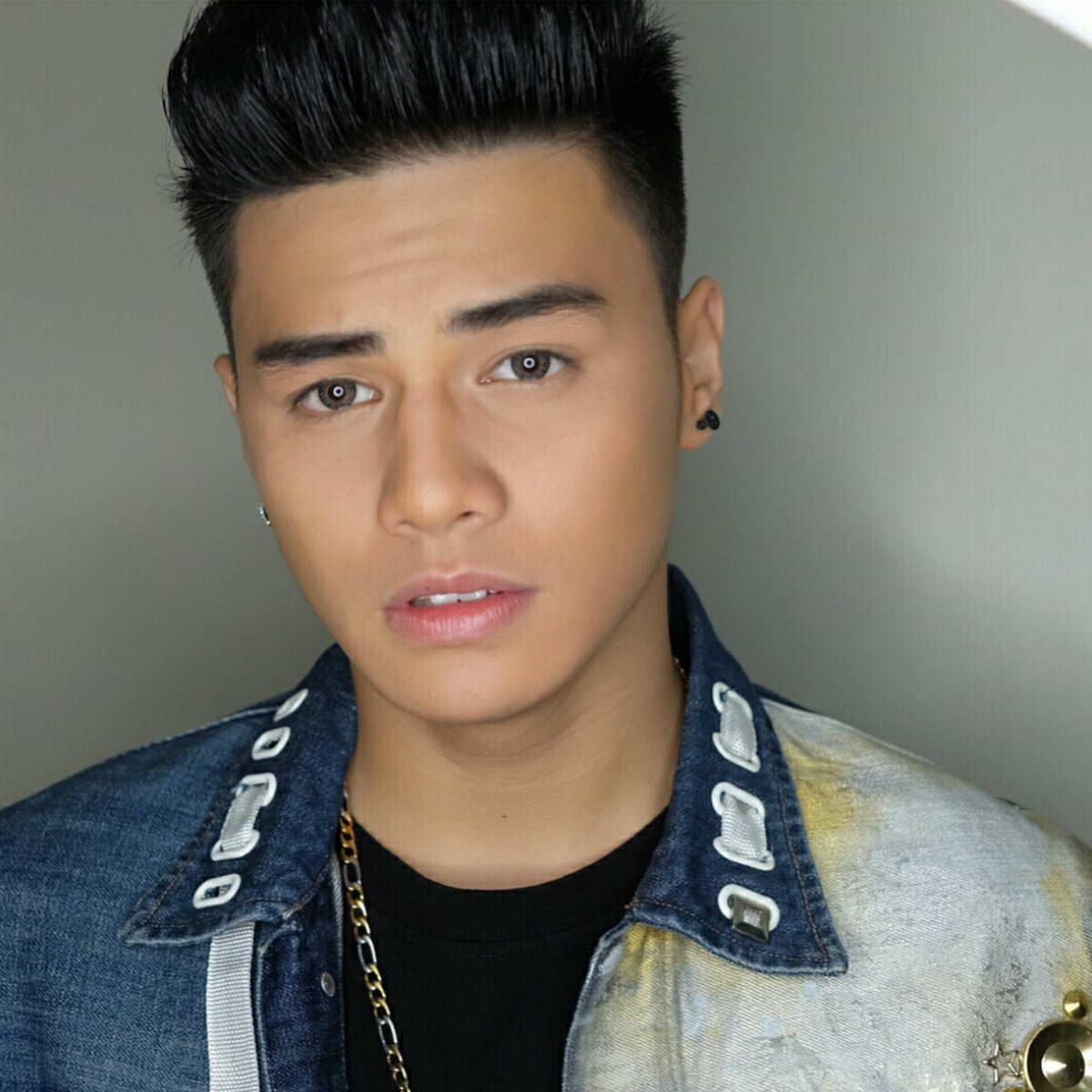 39. Ronnie Alonte. 