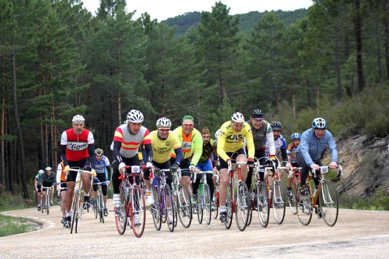 En apenas 5 días al turrón disfrutando de lo que nos apasiona monturas de acero y  revivir el espíritu de los viejos tiempos