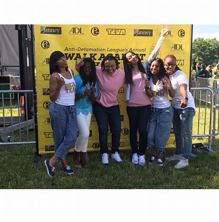 EthicalMusicEnt's tweet photo. #BriaMarie & the #ladybeams at the #ADLWalk #WalkAgainstHate .
.
#Philly #Love #Ethical #Music #432 https://t.co/qTVl05Wbsn