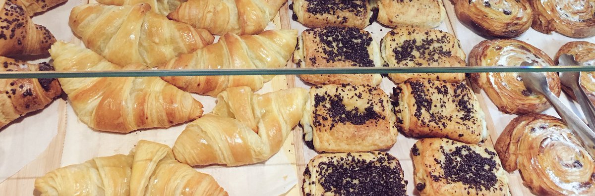 boraesp's tweet photo. ¿No apetece merendar algo delicioso? Tienes nuestra #BoulangerieBora lista y llena de opciones, ¿Te apuntas? #MomentosBora https://t.co/BqmURA8PUa