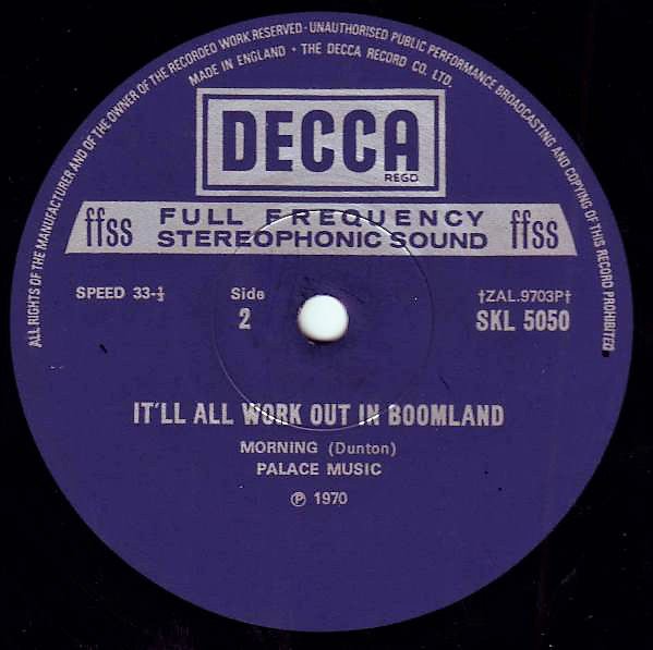 karyobin014's tweet photo. #T2 – It'll All Work Out In Boomland   Decca🇬🇧–SKL 5050  1970
https://t.co/KFsr1UdqWr #Prog
#KeithCross🎸#BernardJinks(b) #PeterDunton(ds,vo) https://t.co/nHBe4YGgf9