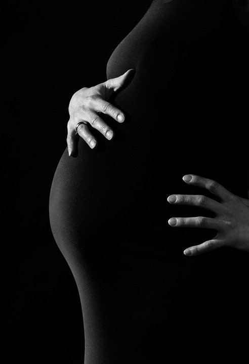onethgroup's tweet photo. Some PTSD sufferers may experience depressive episodes during pregnancy. Pay attention to your feelings. #PTSD #ONethGroup https://t.co/JaqxKdb6ZB