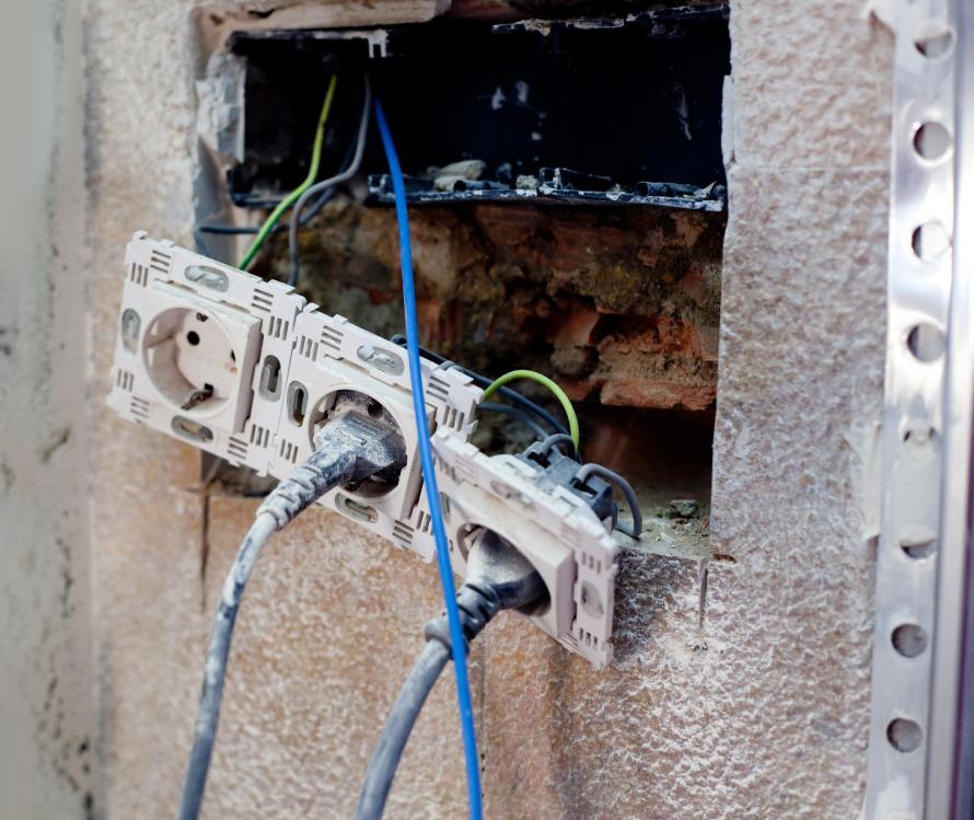 SRElectricians's tweet photo. Need #ElectricalWork done right now? We answer calls immediately, 24/7! Let's connect! https://t.co/5sG6dEzZzK https://t.co/NYONsBxyCJ