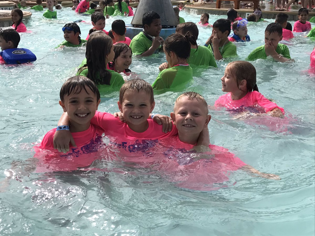 mrs2NDGRADEotto's tweet photo. Pirates Cove #GES @GodleyElem https://t.co/3gwslYCvkp