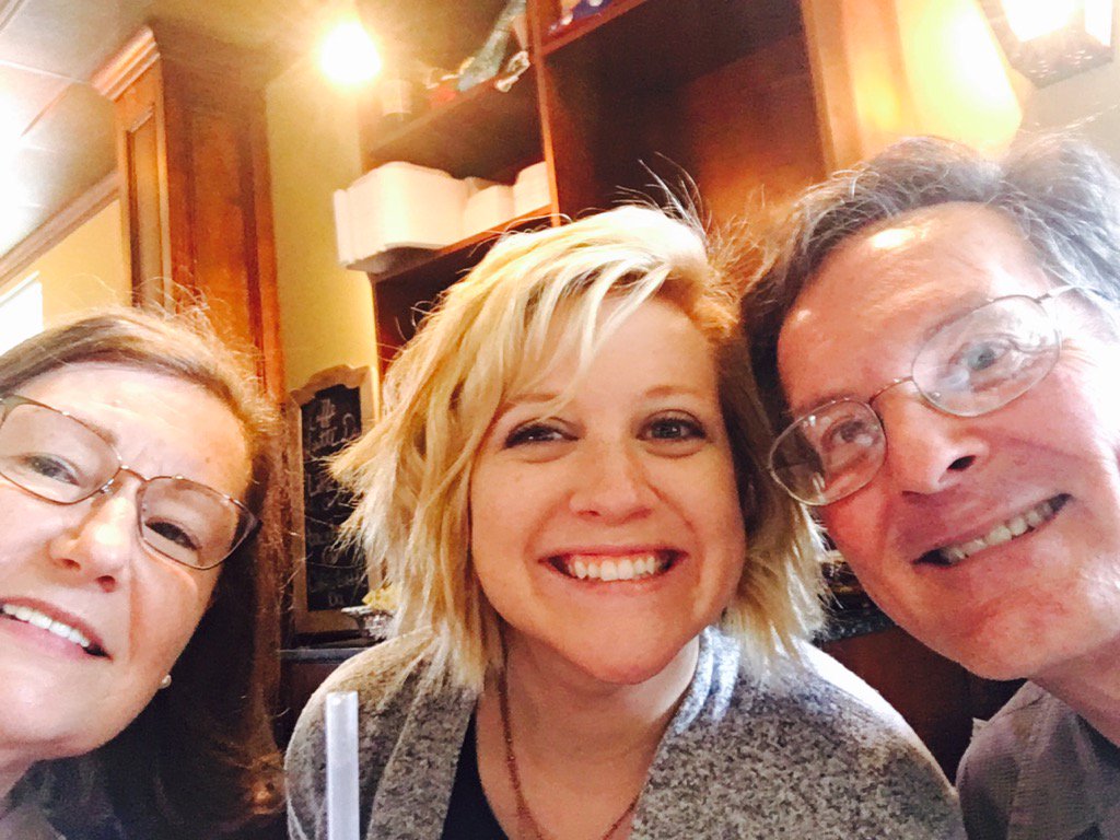 claireboyant's tweet photo. Celebrating my divorce with two of my faves!
#Parents #unconditionallove #supportsystem #officiallydivorced https://t.co/Cju8l0Rquf