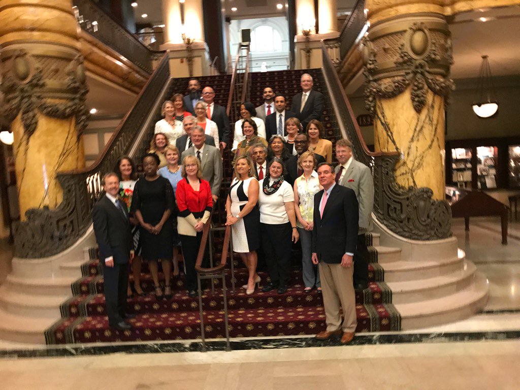 Heroes in Health Care luncheon <a href="/VHCFoundation/">VHC Foundation</a> with <a href="/MarkWarner/">Mark Warner</a>