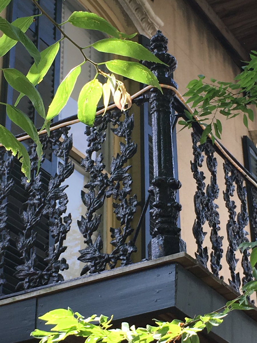 MaryConibear's tweet photo. Can't walk past these beautiful balconies without snapping a shot
#gorgeousarchitecture #nofilter #longweekendescape #georgia #savannah https://t.co/pbgixLA7PJ