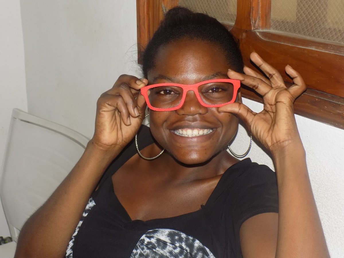 khulatech's tweet photo. Comment les impressions 3D peuvent-elles réduire le coût d'accès aux lunettes en Afrique? Montures lunettes 3D imprimées à @khlulatechwin https://t.co/VA1CTERJ9l