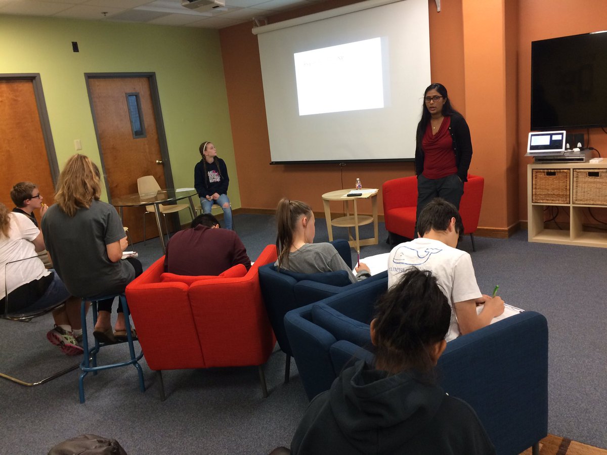 hearnh08's tweet photo. 8th grade engaging in Career Fair @LamarMS https://t.co/3Y21JFGzid