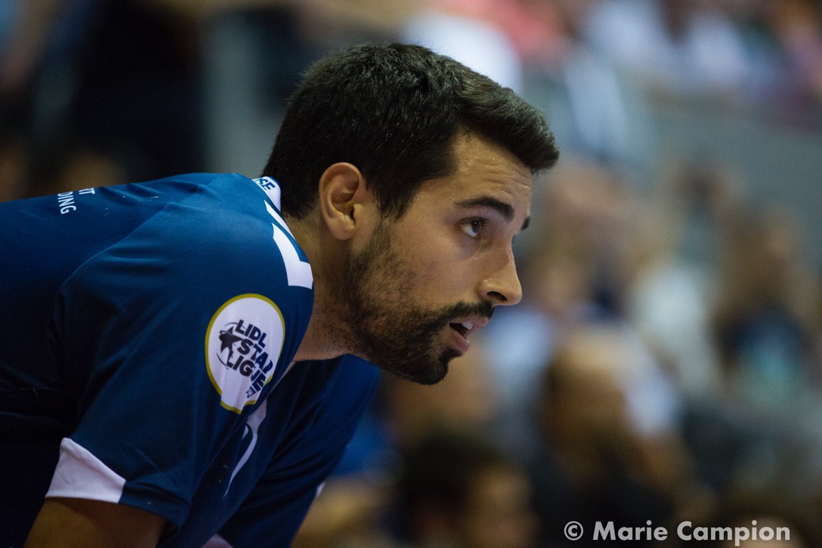 FENIX_HB's tweet photo. "Je prend énormément de plaisir sur le terrain"
🔝 @ferransole14 prolonge son contrat au sein du FENIX ➡️https://t.co/euqs70YnDP

#FENIXArmy https://t.co/nrCFXyjWbi