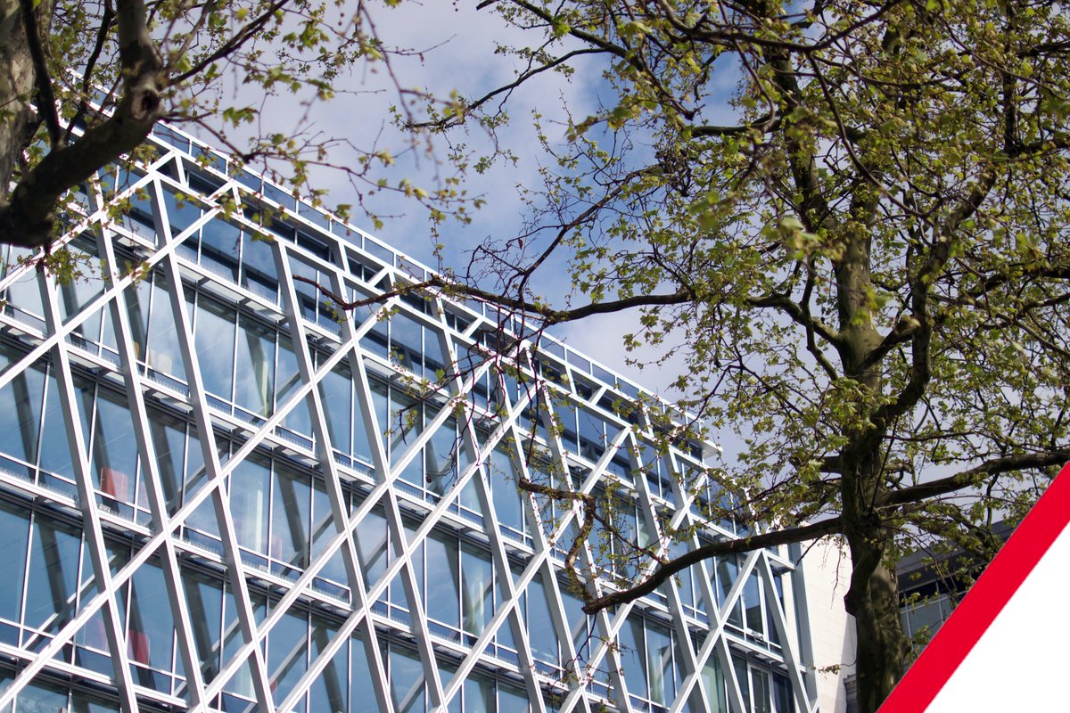 axabelgium's tweet image. Fini le mystère, vous l’aviez deviné, le siège social d’AXA est maintenant situé Place du Trône #BuildingAXABelgium