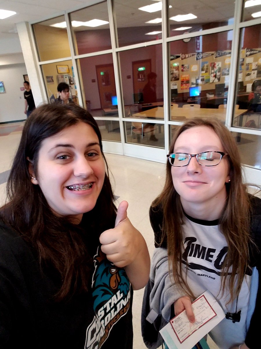 costelloa46's tweet photo. Took a pic today cause the vid wouldn't post, but go her out Saturday night...Sorry Natalie! hope we can still be friends 😂 @gonkassassin17 https://t.co/MNmkZ0z6XL