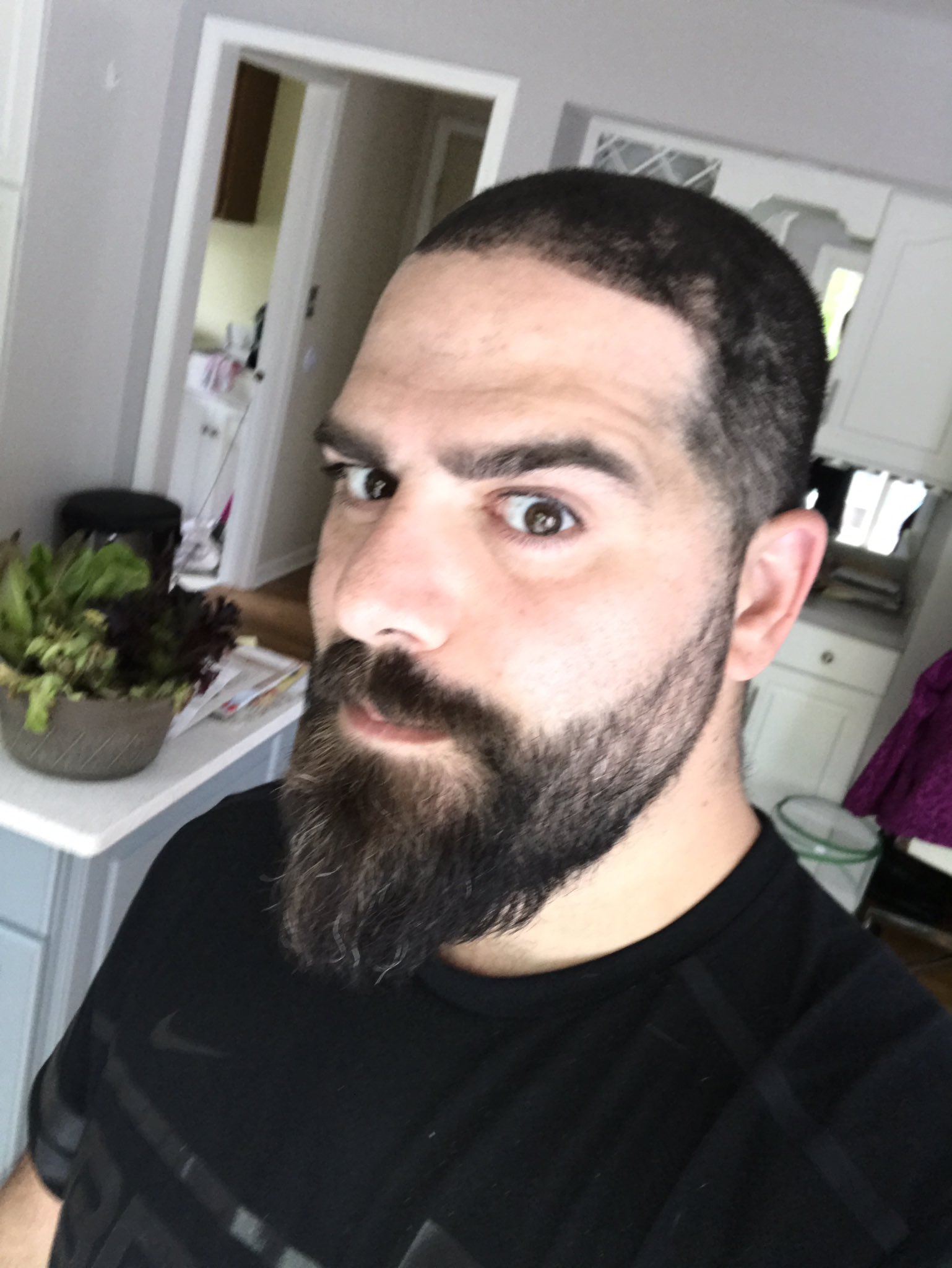 Max on Twitter: "@KEEMSTAR The old marker on the head" / Twitter.