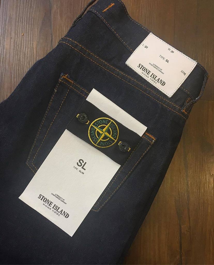 philipbrowne86's tweet photo. New AW17 season @stoneisland_official slim fit jeans in a dark one wash - in store now, priced £155.
#SI #stoneis… https://t.co/5GpM5BozQQ https://t.co/DnUTkDALzM