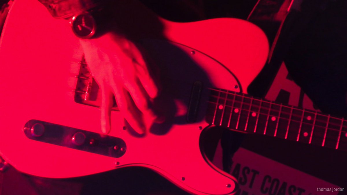 ᕕ( ᐛ )ᕗ Tomality! tweet media