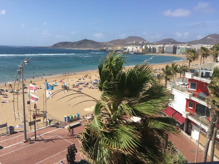 Las #Canteras en #GranCanaria, Mejor Playa Urbana de #Europa 👉🏻enjoysea.com/2017/05/22/las… #beach #Best #awesome #LasPalmas #Playa #Canarias