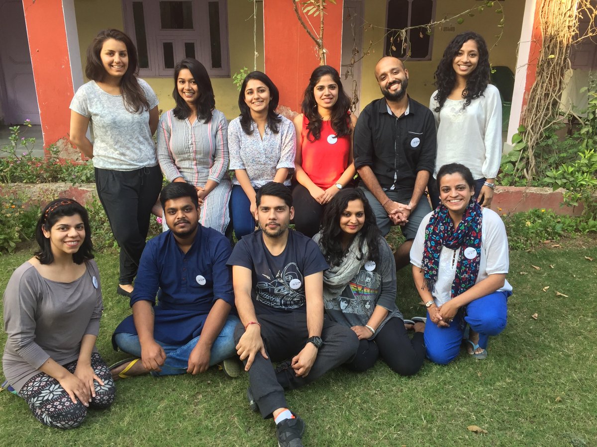 Notes_Mate's tweet photo. Meet the true heroes who are silently changing the society one student at a time! ➡https://t.co/l2APwbj8pa
#education #edutec #student https://t.co/GzILYPUKM0