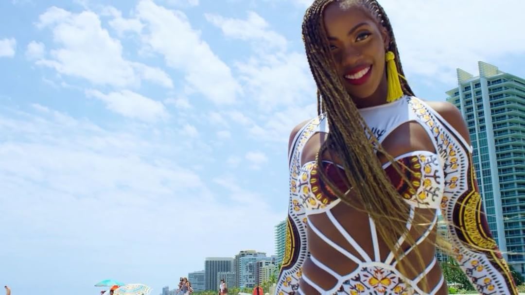 Schokomilo's tweet photo. @TiwaSavage
New Video Alert: Tiwa Savage - All Over Video
https://t.co/eal233S24D   
#TiwaAllOver #AllOverVideo, #TiwaSavage #AllOver #Mavin https://t.co/RuMwcuLiWM
