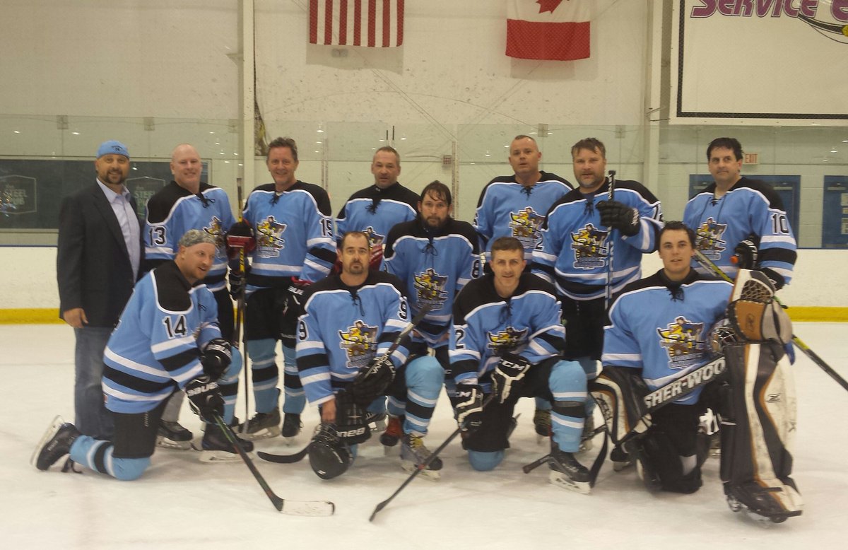 CannonsLoose's tweet photo. A big thanks to the Loose Cannons who participated in the 2017 Carson Kaye Memorial Hockey Tournament.. Well played gentlemen.. Great time! https://t.co/oMQn9W4UWX