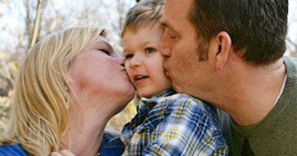 autismspeaks's tweet photo. #blog: 10 Things #autism Parents Wish You Knew >> https://t.co/GwhGCrcMsW #mondaymotivation https://t.co/DlKfR85Q2r