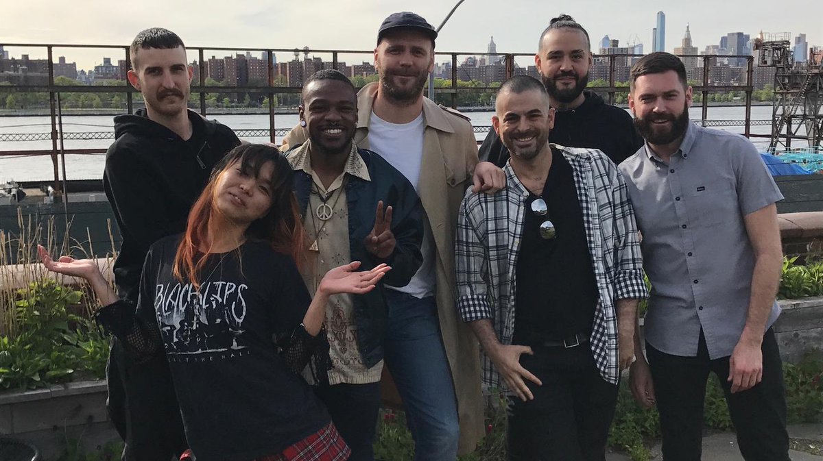 sat down w six DJ crews to discuss the state of gay nightlife on @thumpthump's podcast, it was so fab i could die
thump.vice.com/en_us/article/…?