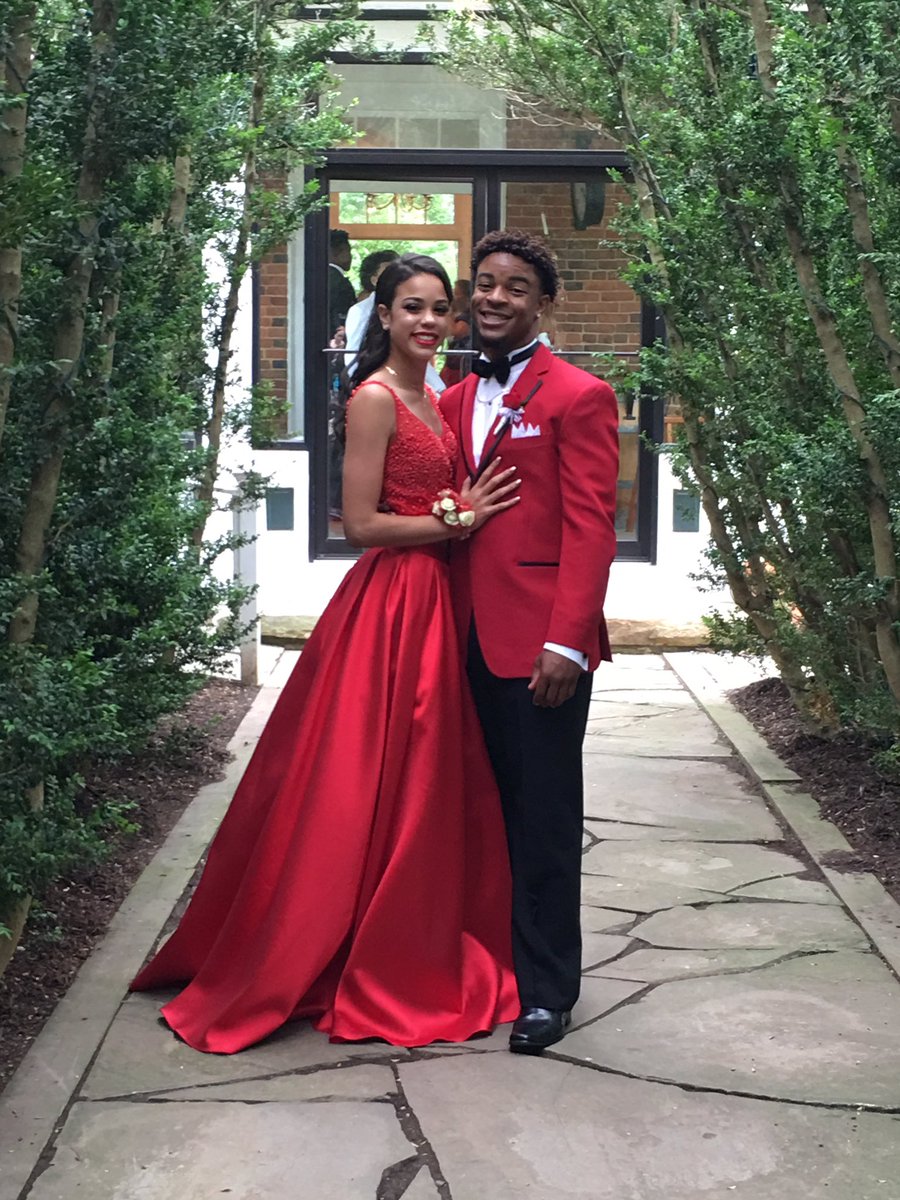 monice_ferrill's tweet photo. My Baby Boy was clean as the Board of Health at his prom on Saturday. His date looks great also! #Primed17 #VMIbound https://t.co/r512pWxEBv