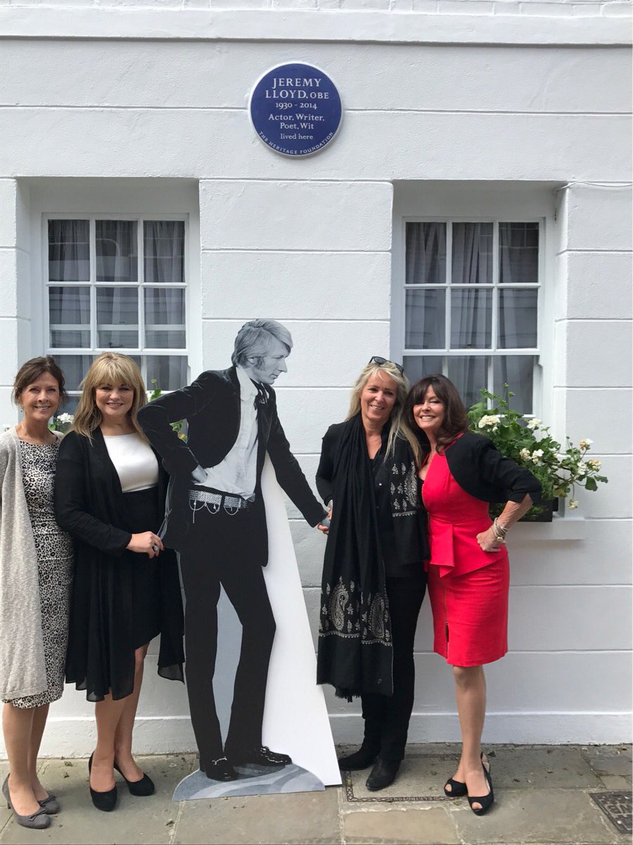 vickimichelle's tweet photo. Unveiling Jeremy Lloyd's #BluePlaque in London yesterday @thehfoundation with @moberlyLizzy Kirsten Cooke &amp; Carol Ashby #AlloAllo https://t.co/cUyNyrGWDd