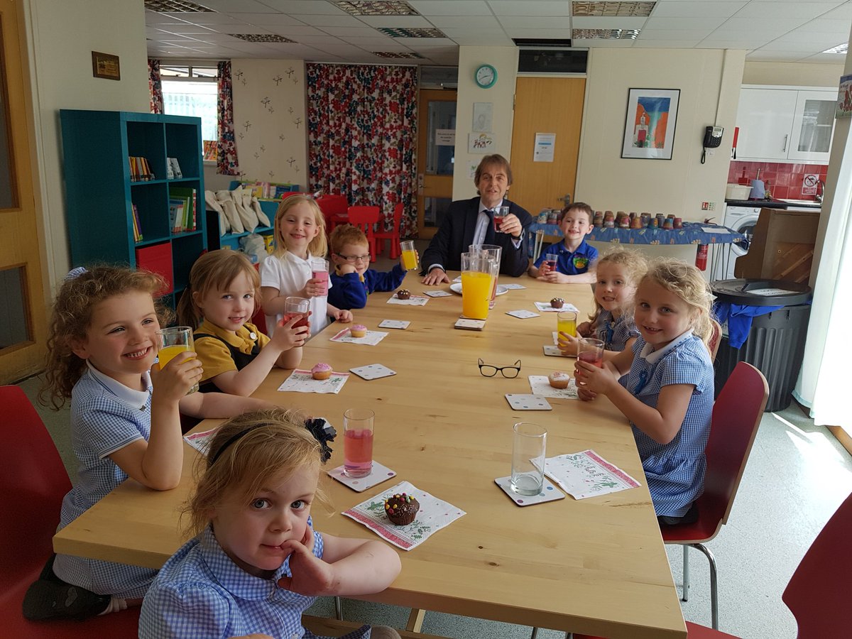 HolmePri's tweet photo. Our new Super Star Silver children get a special treat - a tea party with the headteacher https://t.co/MRkpKkQDY2