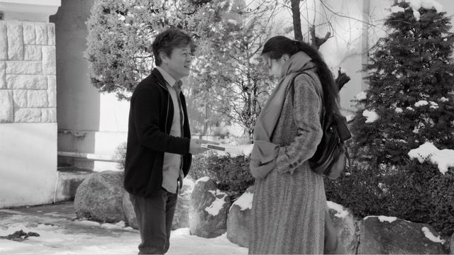 bourdinceline's tweet photo. J'y ai cru pendant dix minutes avant de me rendre à l'évidence : le cinéma de HSS n'est pas fait pour moi. #LeJourDApres #GeuHu #Cannes2017 https://t.co/TJYajOHRF5