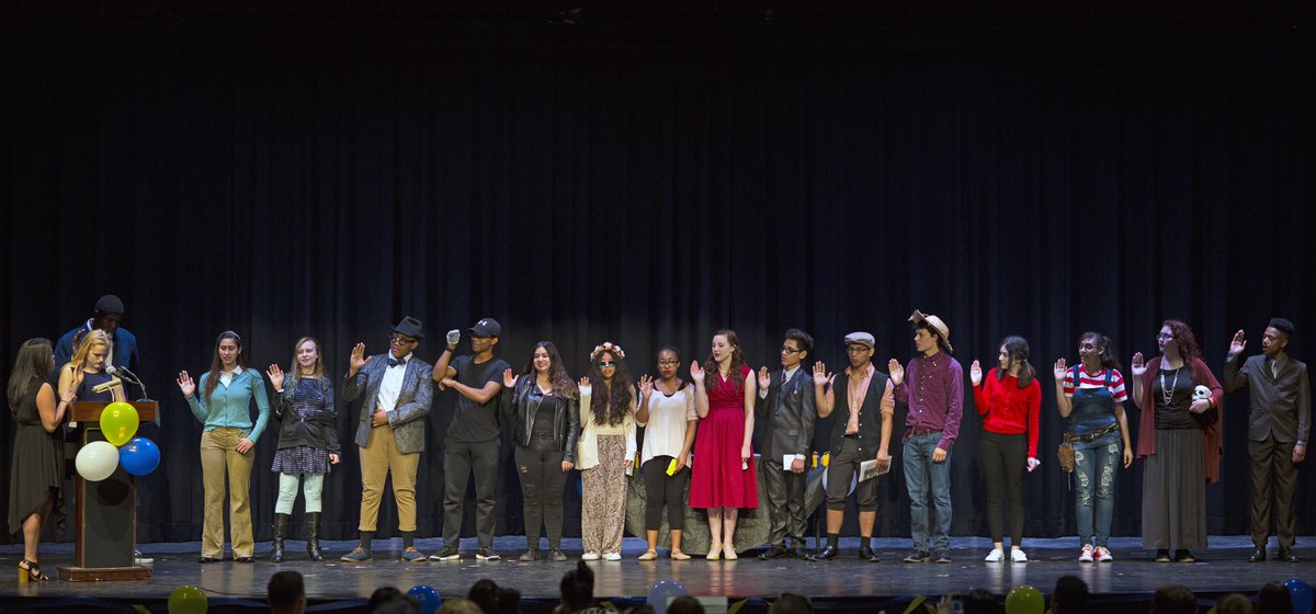 Meadewayoffbway's tweet photo. Congratulations to our new inductees of the international Thespian society! #meadewayoffbway https://t.co/rKRluYDZKt
