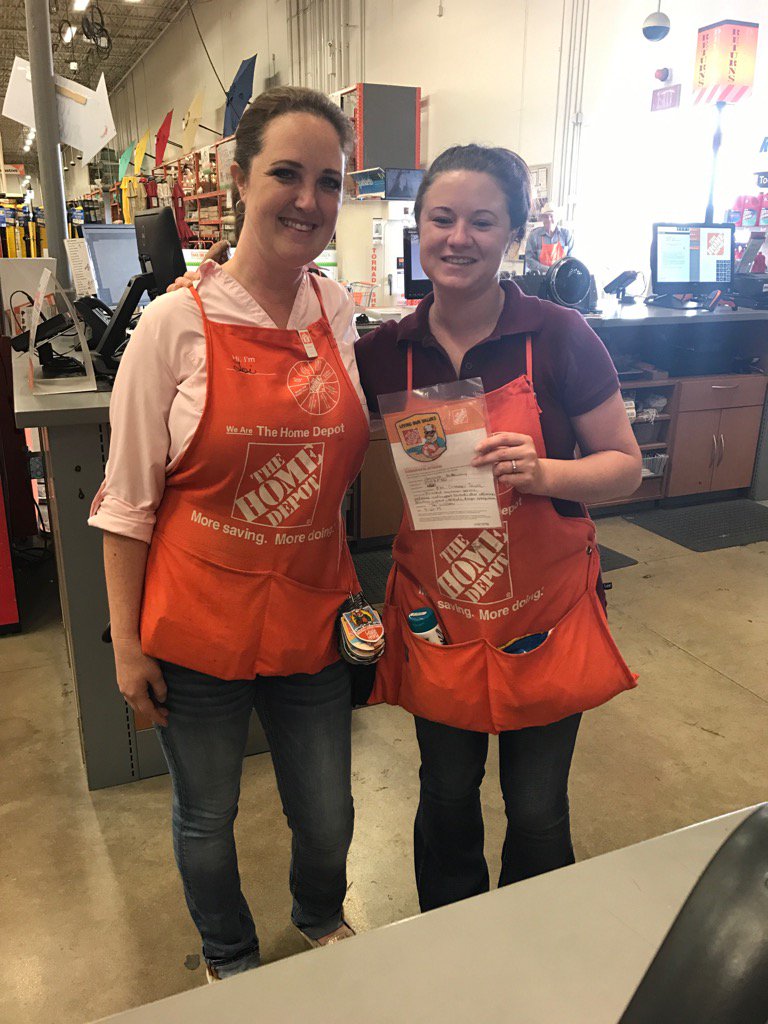 TrackingSandra's tweet photo. Thank you Jessica for all you do. Your leadership is valued throughout the store. @tori_bronson @THD6520 https://t.co/aLXXFgKANJ